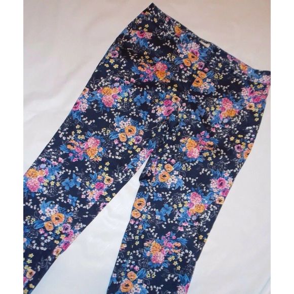 Laundry Pants - Women's LAUNDRY inkblot Capri's Pants Size 12 Retail $189 casual dress